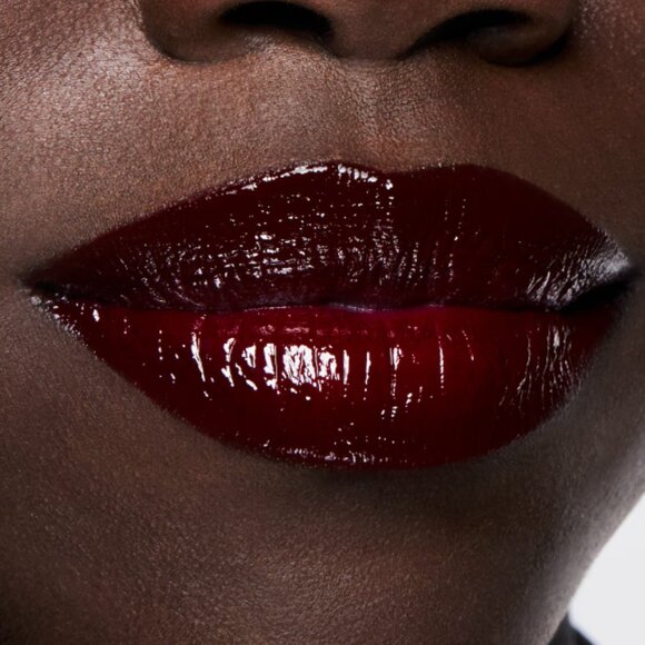 M.A.C Versicolour Varnish Cream Lipstain - No Interruptions - Picture 5 of 5